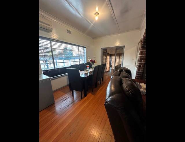 6 BEDROOM HOUSE FOR SALE IN STRUBENVALE